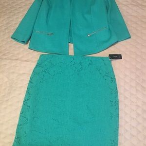 A skirt and jacket slimming nice  and comfortable.